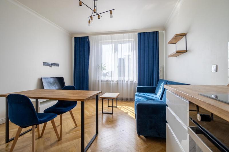 Cozy Renovated In Bielany Next To Subway Apartament
